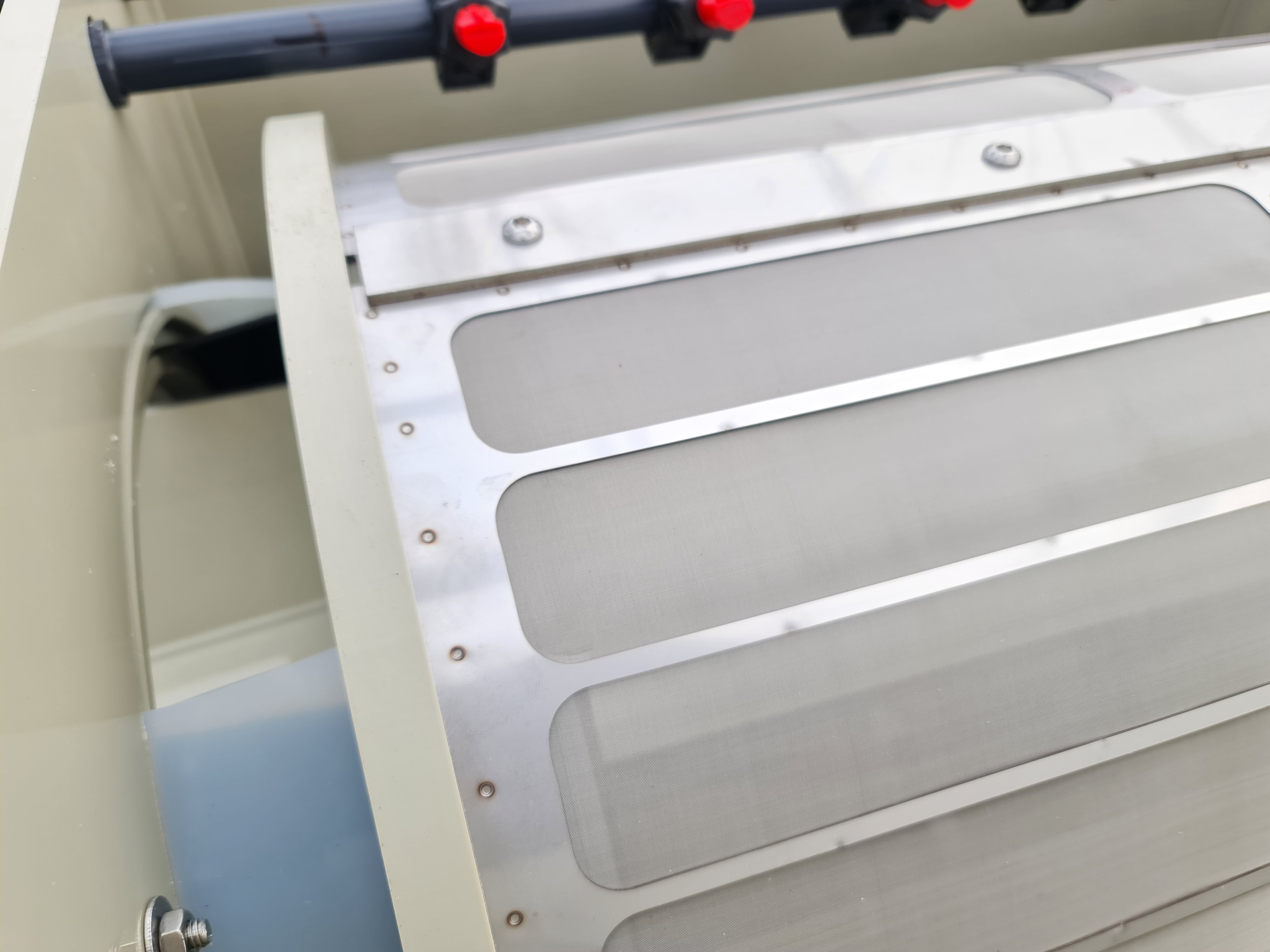 EPS Combi-Trommelfilter CL50 + integrierte Biokammer + Rinnenspülung + Steuerung + Spülpumpe + UV-Schutz + Edelstahlsieb in Sandwichbauweise