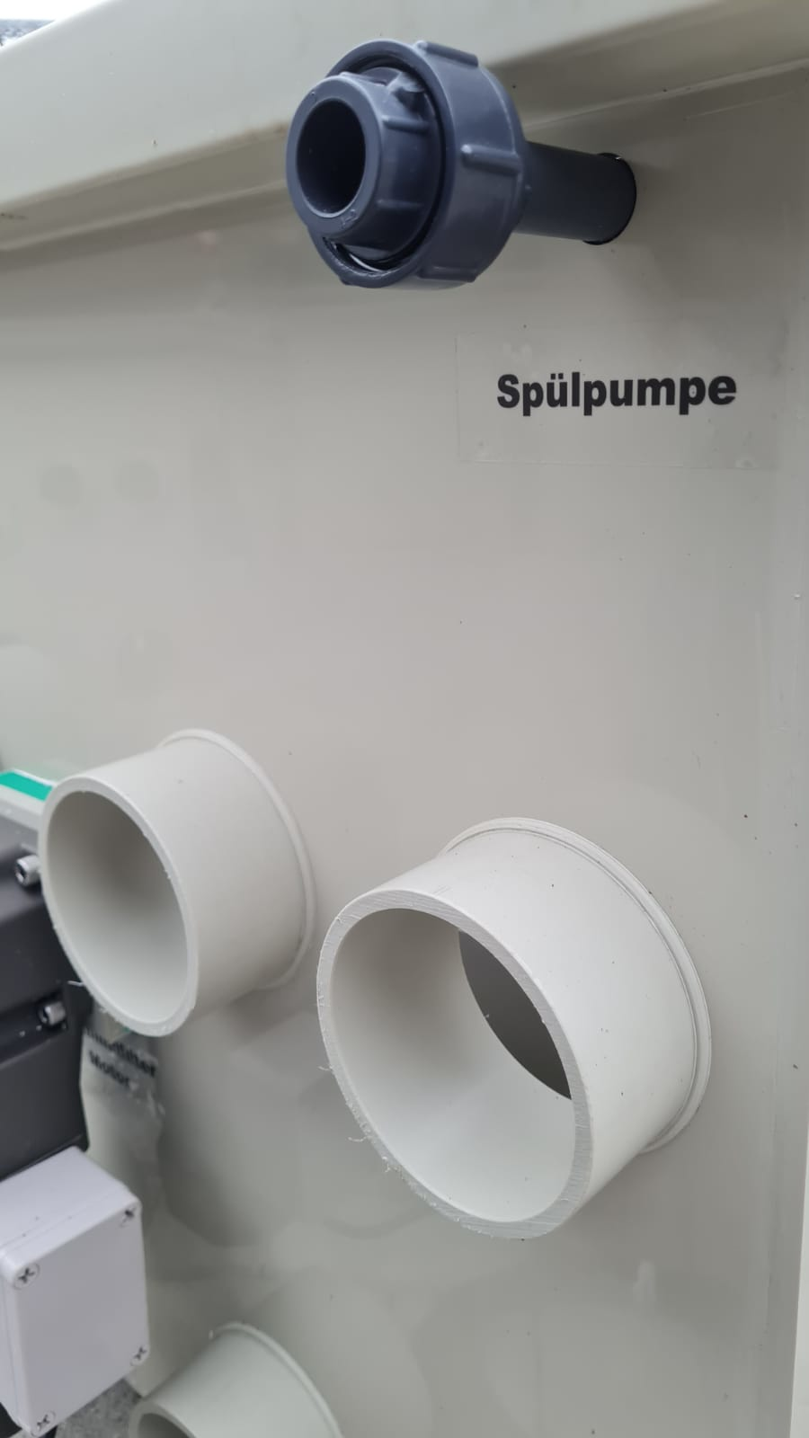 EPS Trommelfilter PP65 + Rinnenspülung + Steuerung + UV-Schutz + Edelstahlsieb in Sandwichbauweise EPS Trommelfilter PP65 + Rinnenspülung + Steuerung + UV-Schutz + Edelstahlsieb in Sandwichbauweise