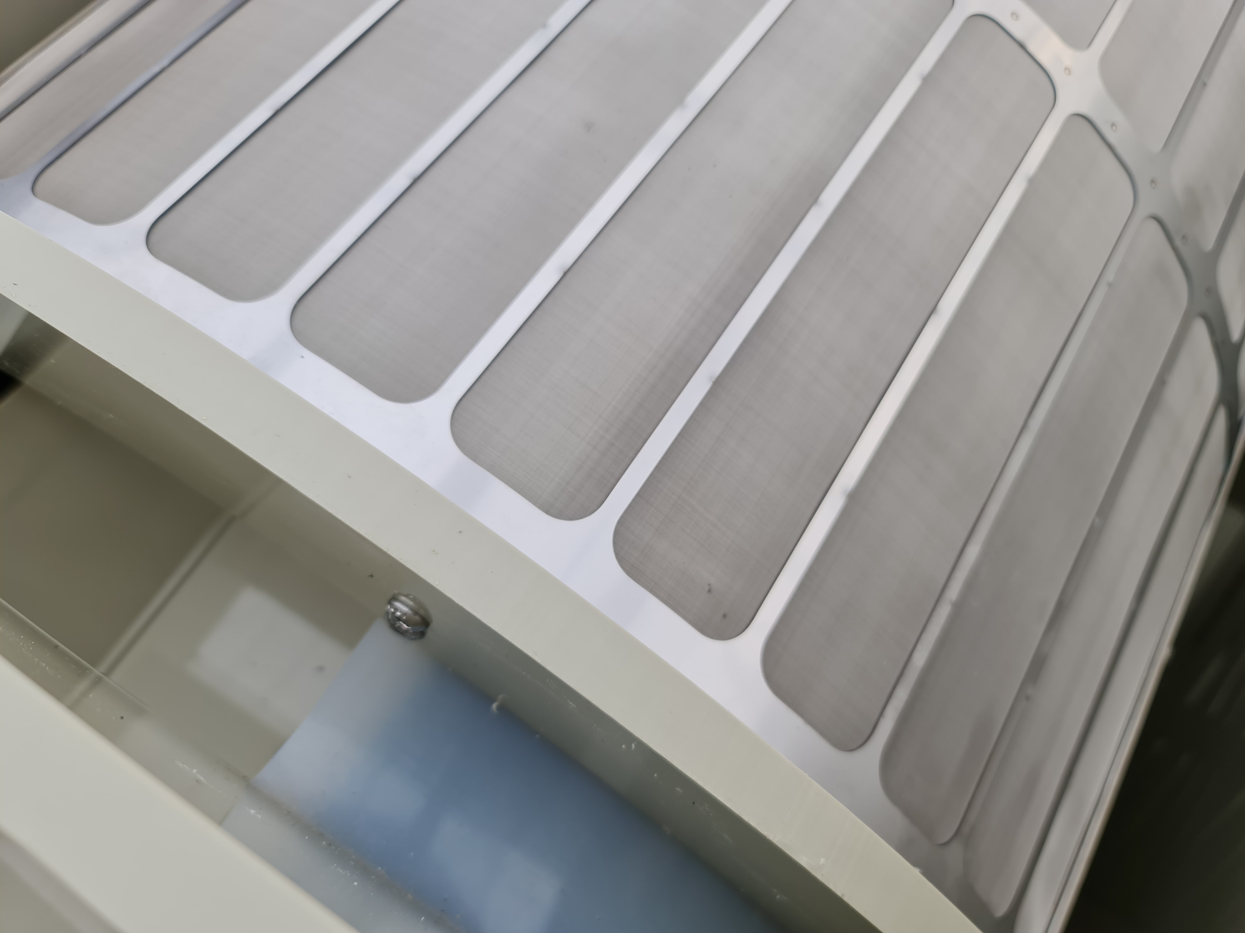 EPS Combi-Trommelfilter CL50 + integrierte Biokammer + Rinnenspülung + Steuerung + Spülpumpe + UV-Schutz + Edelstahlsieb in Sandwichbauweise