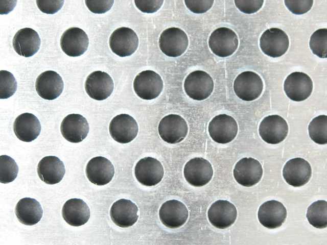 Edelstahlgitter - eckig 5 mm Lochung- Auslauf - für GFK Becken 110 x 90 x 100 cm