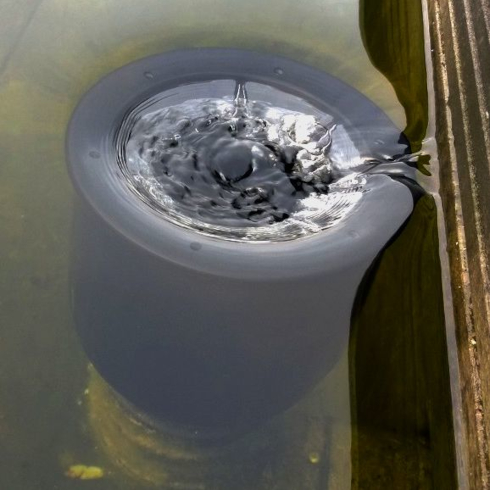 Schwimmender Skimmer Ø 200 x 110 mm mit Korb