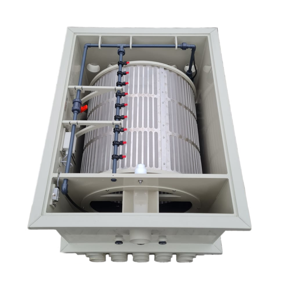 EPS Trommelfilter PP100 + Rinnenspülung + Steuerung + Spülpumpe + UV-Schutz + Edelstahlsieb in Sandwichbauweise EPS Trommelfilter PP100 + Rinnenspülung + Steuerung + Spülpumpe + UV-Schutz + Edelstahlsieb in Sandwichbauweise